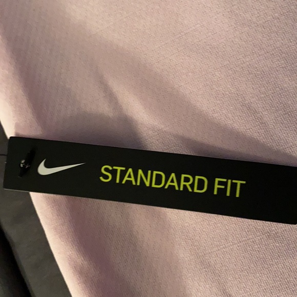 Men’s Pink Large Nike Dri Fit standard t shirt - Picture 2 of 4